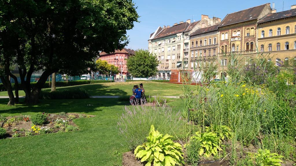 Cuki Apartment Budapest Luaran gambar