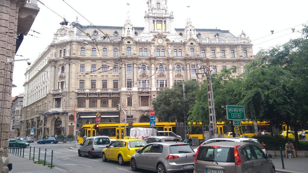 Cuki Apartment Budapest Luaran gambar