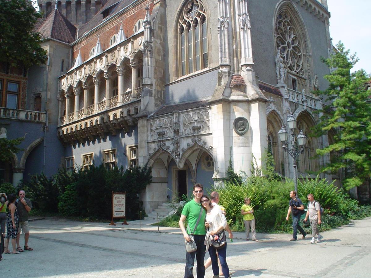 Cuki Apartment Budapest Luaran gambar